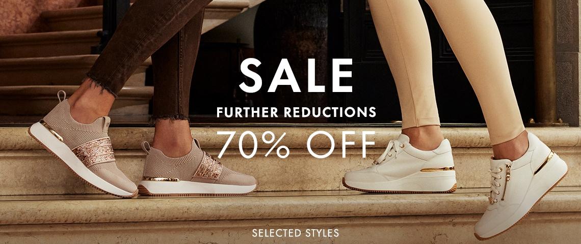 carvela sale trainers