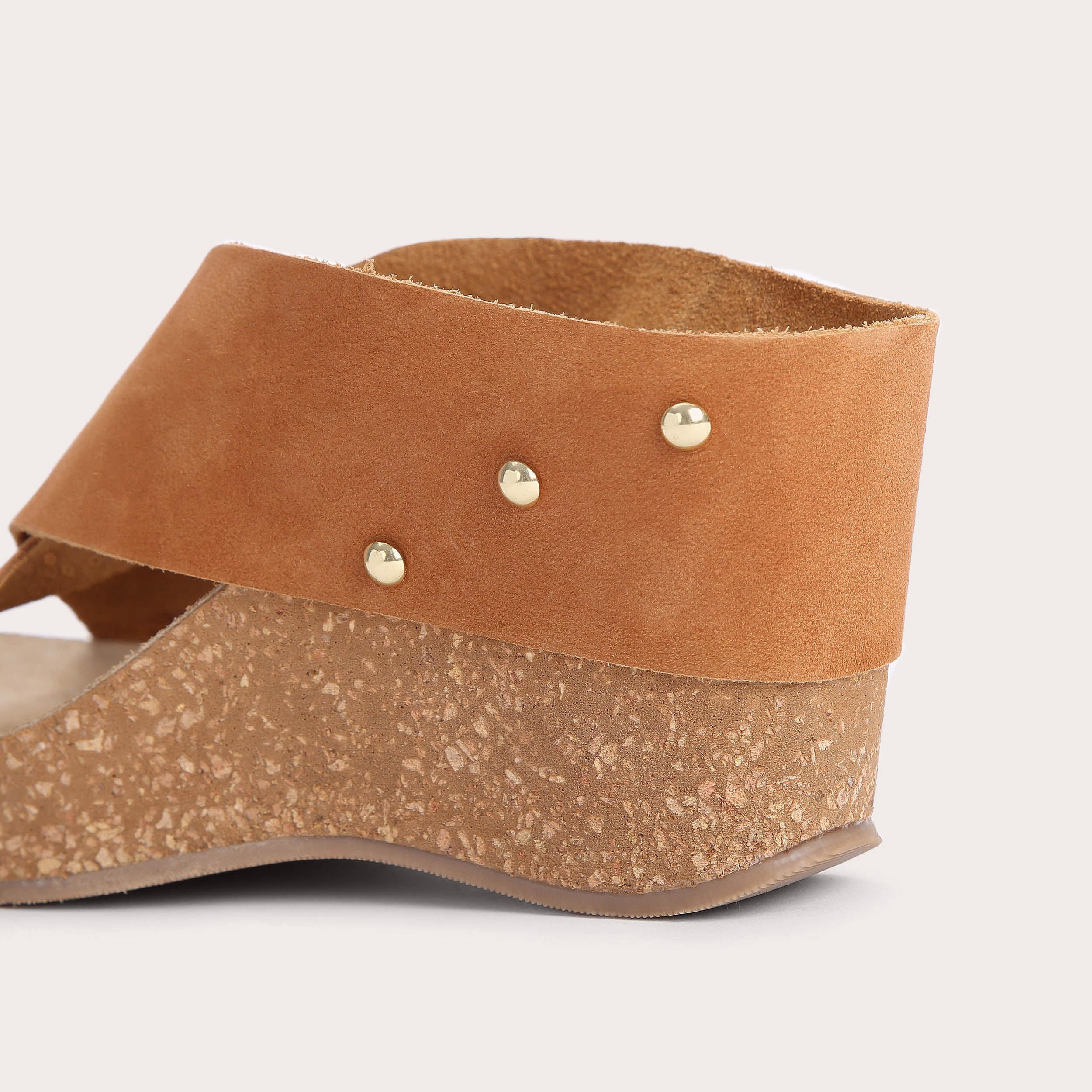 Carvela store sooty wedge