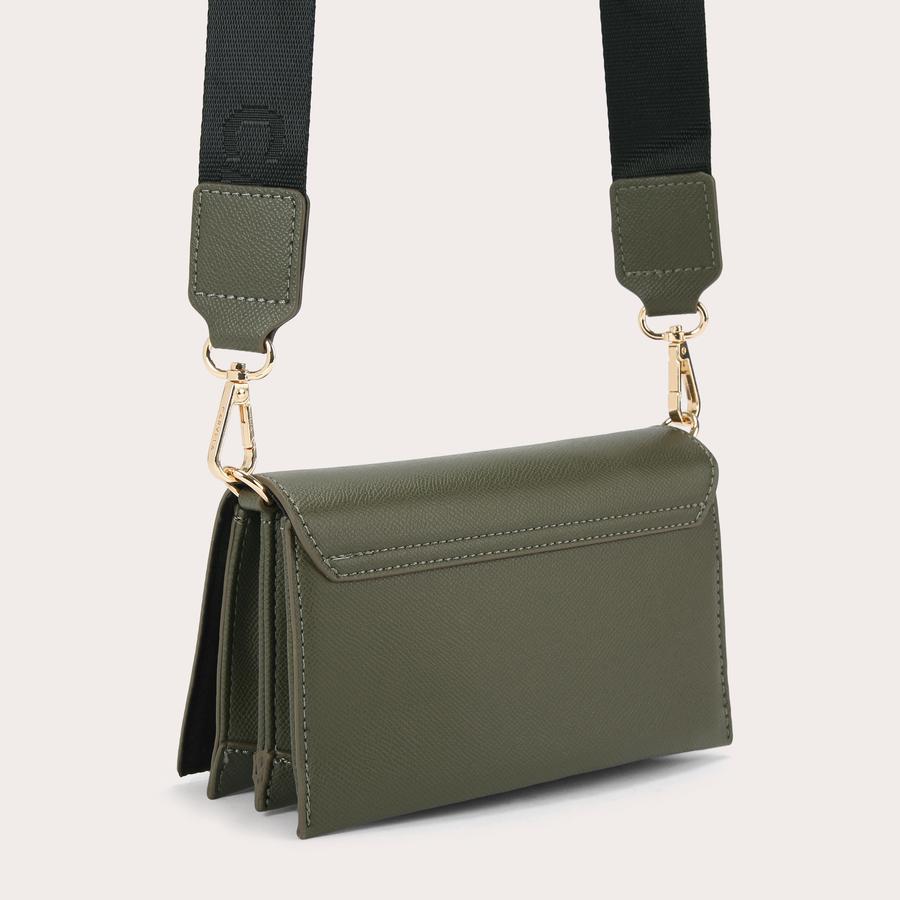 FRAME WALLET X BODY Black Texture Wallet On Chain by CARVELA 