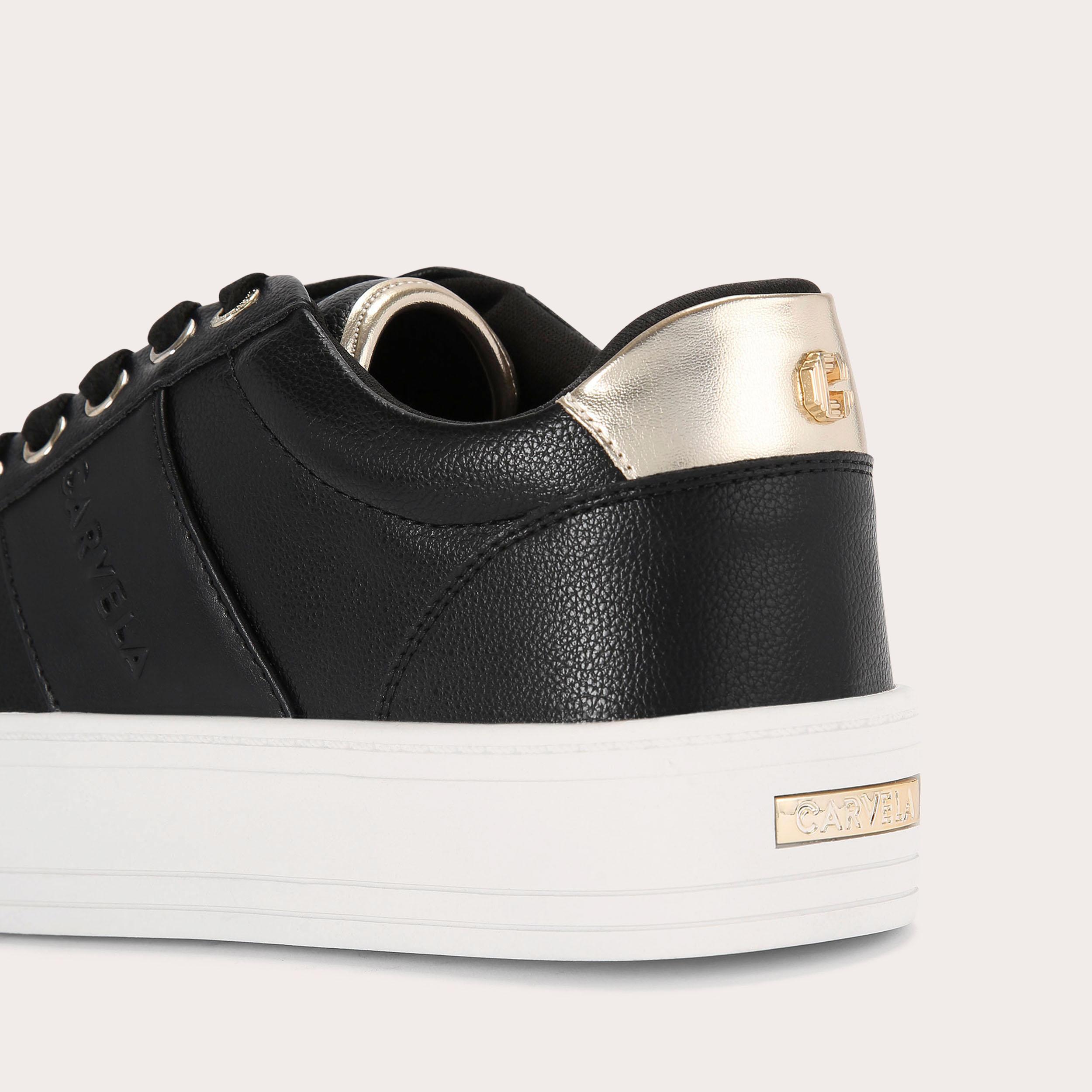 youth nike camo shoes