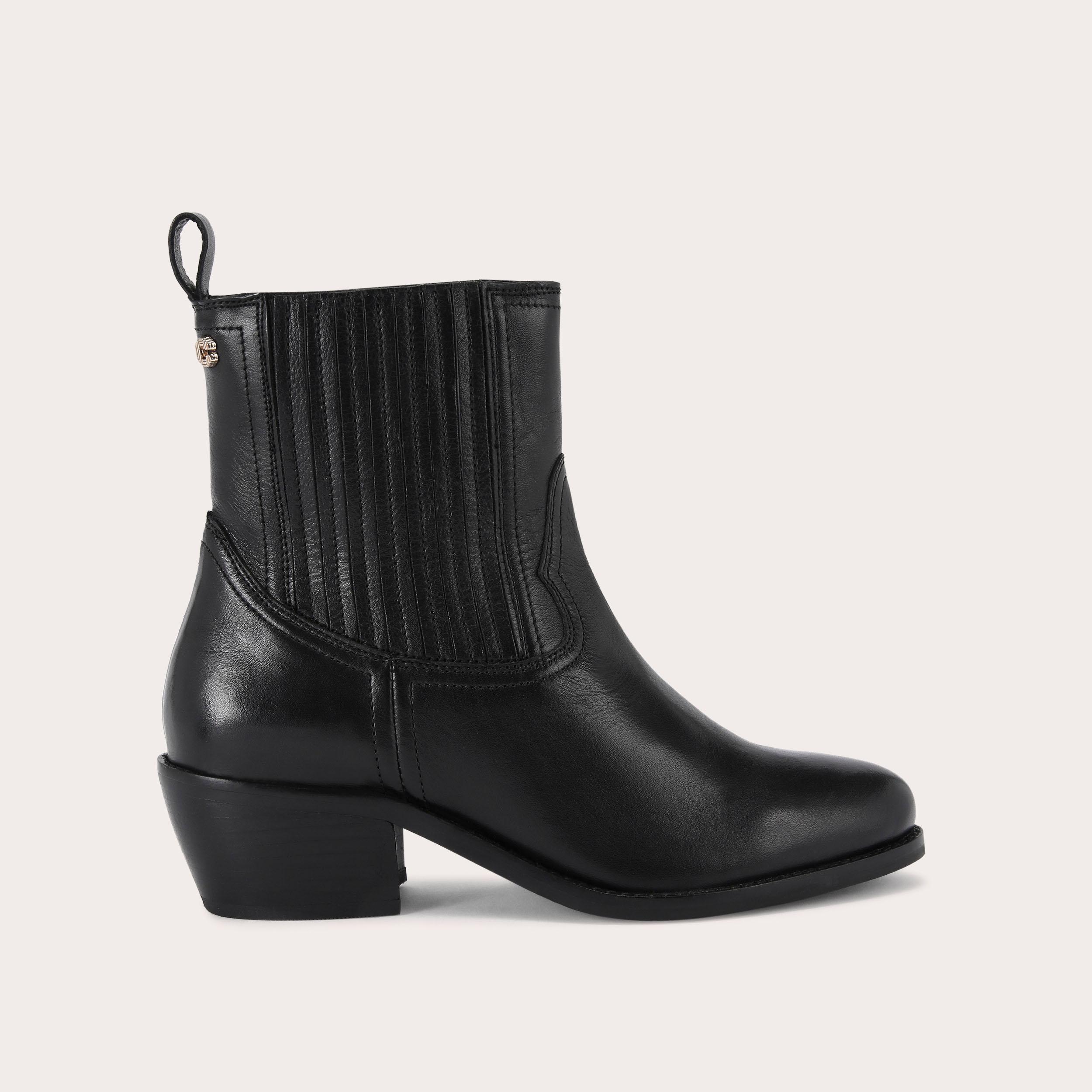 DOLLY WESTERN Black Leather Boots by CARVELA