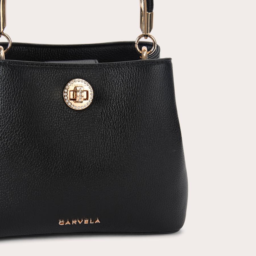 KABAブラック38 JACKPOT TOP HANDLE Black Grained Handle Bag by CARVELA